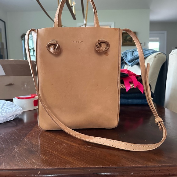 Nisolo Vachetta Leather Small Tote & Crossbody - Picture 9 of 16